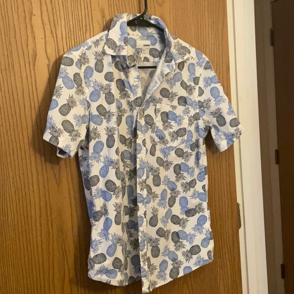 Men’s Pineapple button down 💙🍍